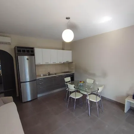 Apartment Angelos 1 Karavomylos