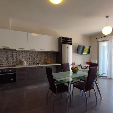Angelos 1 Apartment *