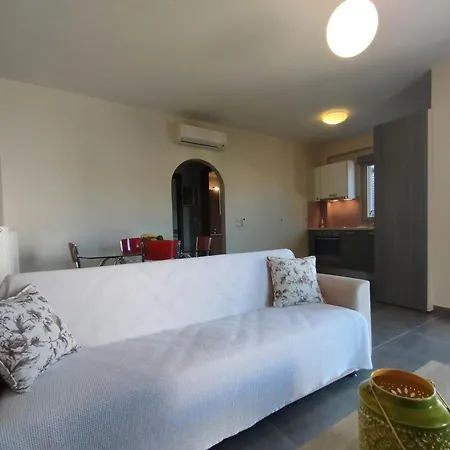 Apartment Angelos 1 Karavomylos