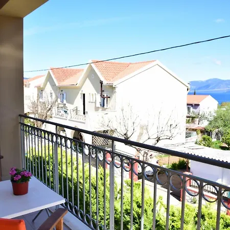 Angelos 1 Apartment *
